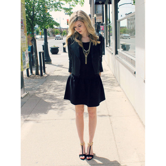 Anine Bing minimalist gathered drop waist dress - Picture 3 of 6